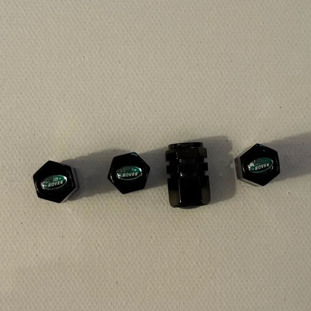 Land Rover Valve Stem Caps in Black Set of 4 NWT